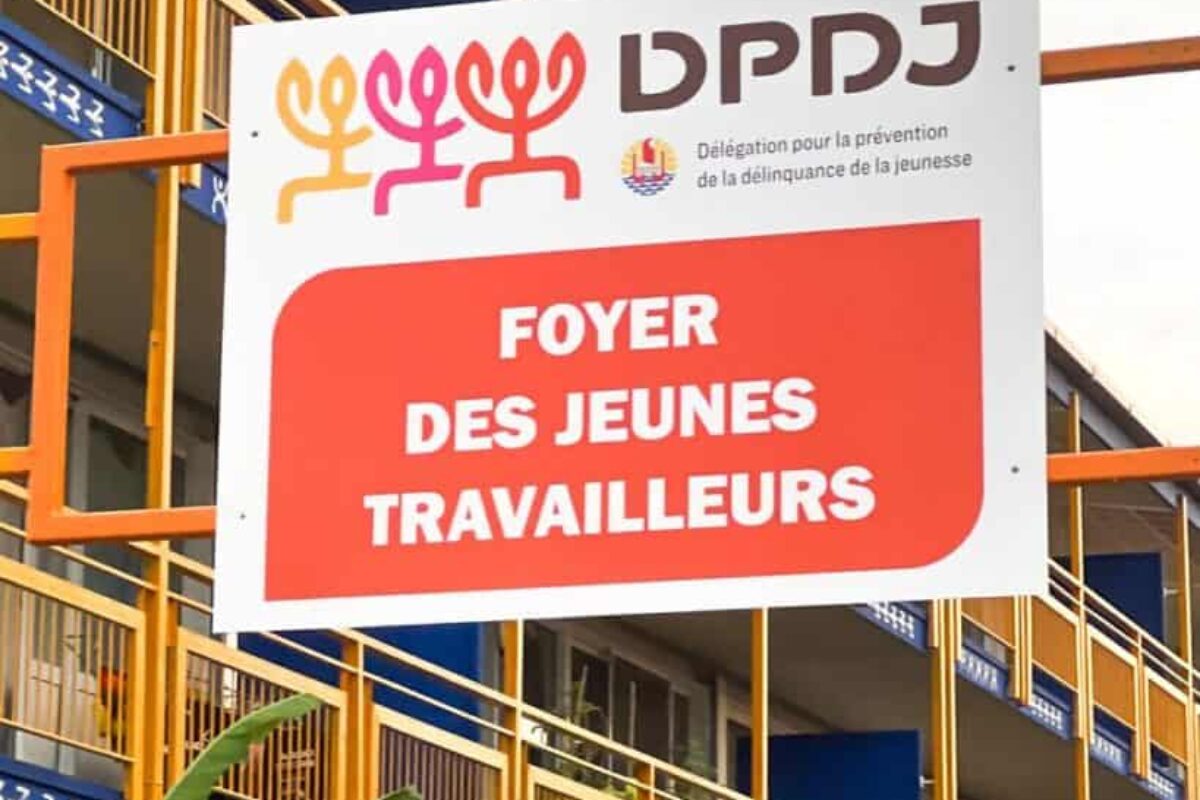 Inauguration de la residence pour les jeunes travailleurs