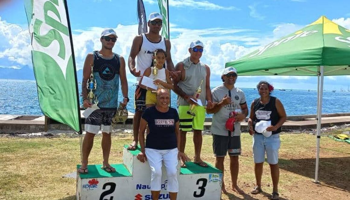 Podium Va'a